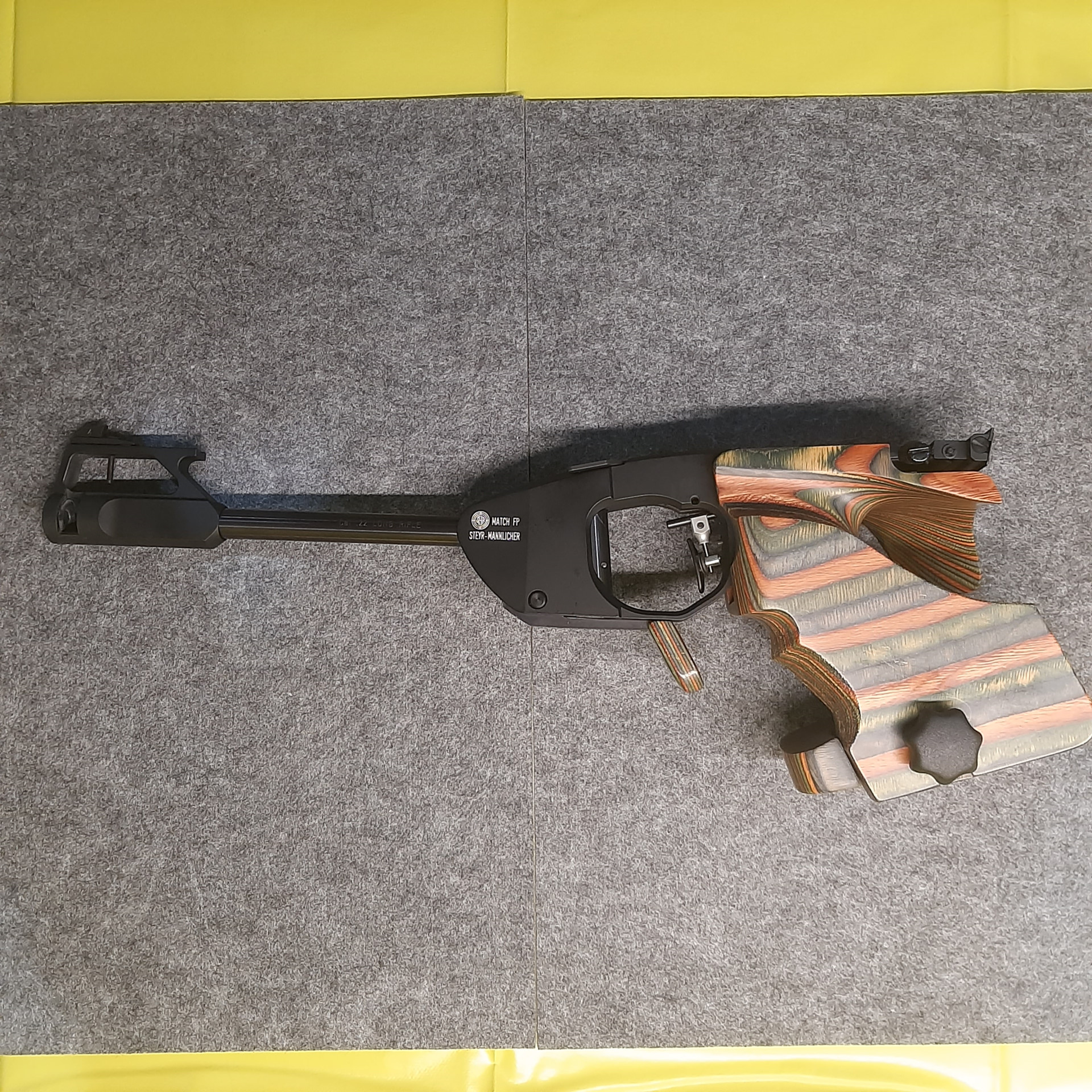 03 - Steyr FP1 Ansicht links